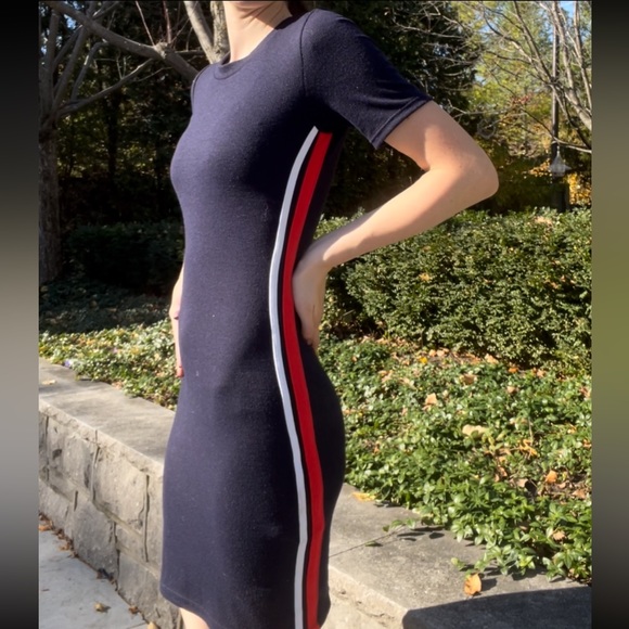 Navy body con dress - Picture 2 of 4